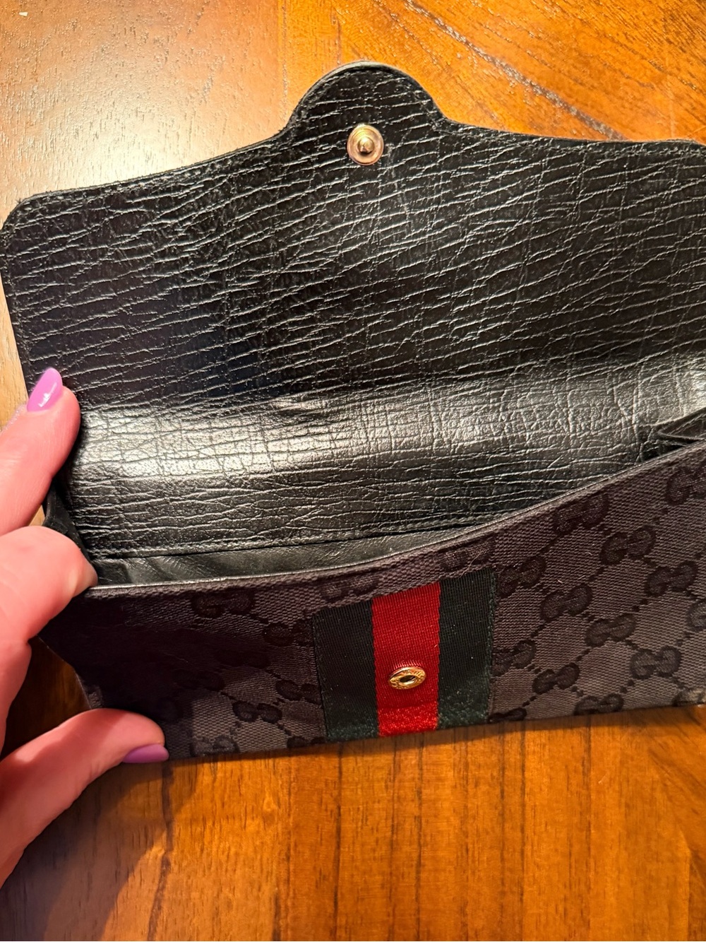 Vintage and well loved Gucci Black GG Canvas Wallet Gold Horsebit - Picture 2 of 8